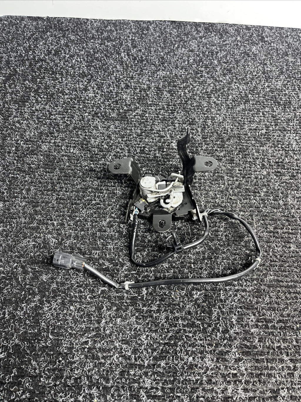 ☑️ 2022 - 2024 TOYOTA GR86 FRONT HOOD RELEASE OPEN LOCK LATCH ACTUATOR OEM