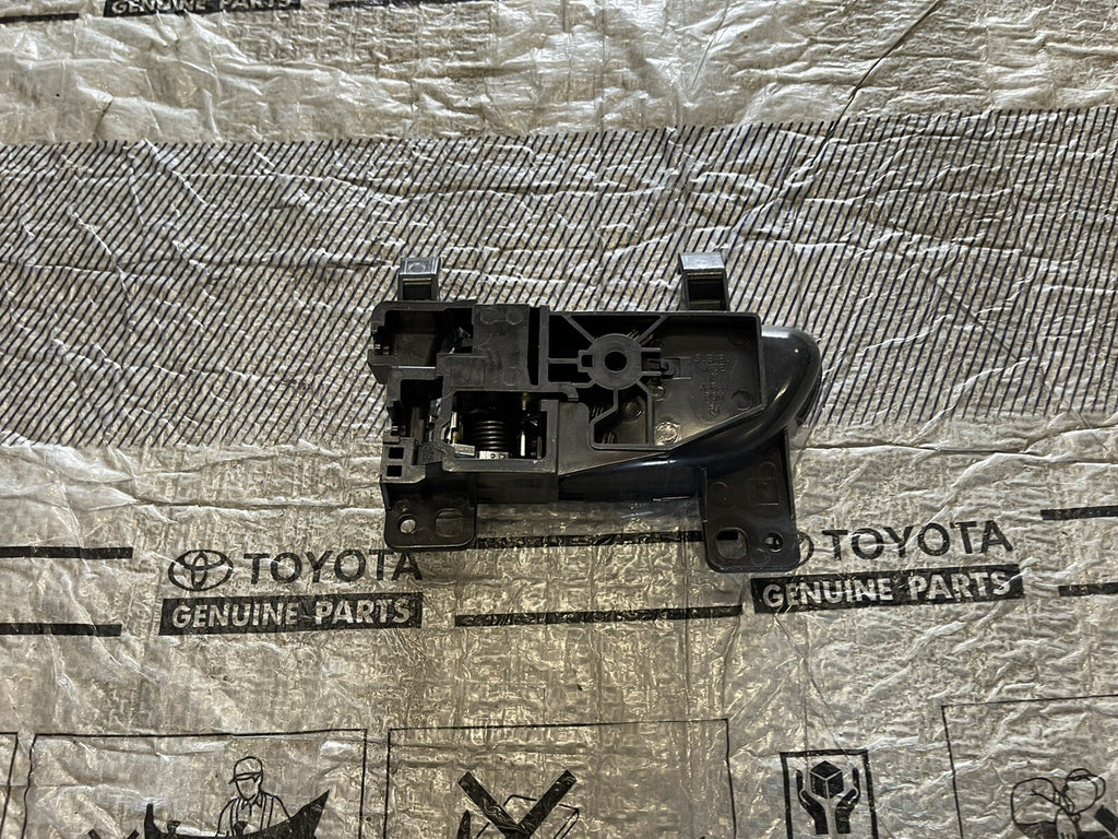 OEM 12-19 Scion FR-S STD 86 BRZ Front Passenger RH Door Inside Open Handle Assy