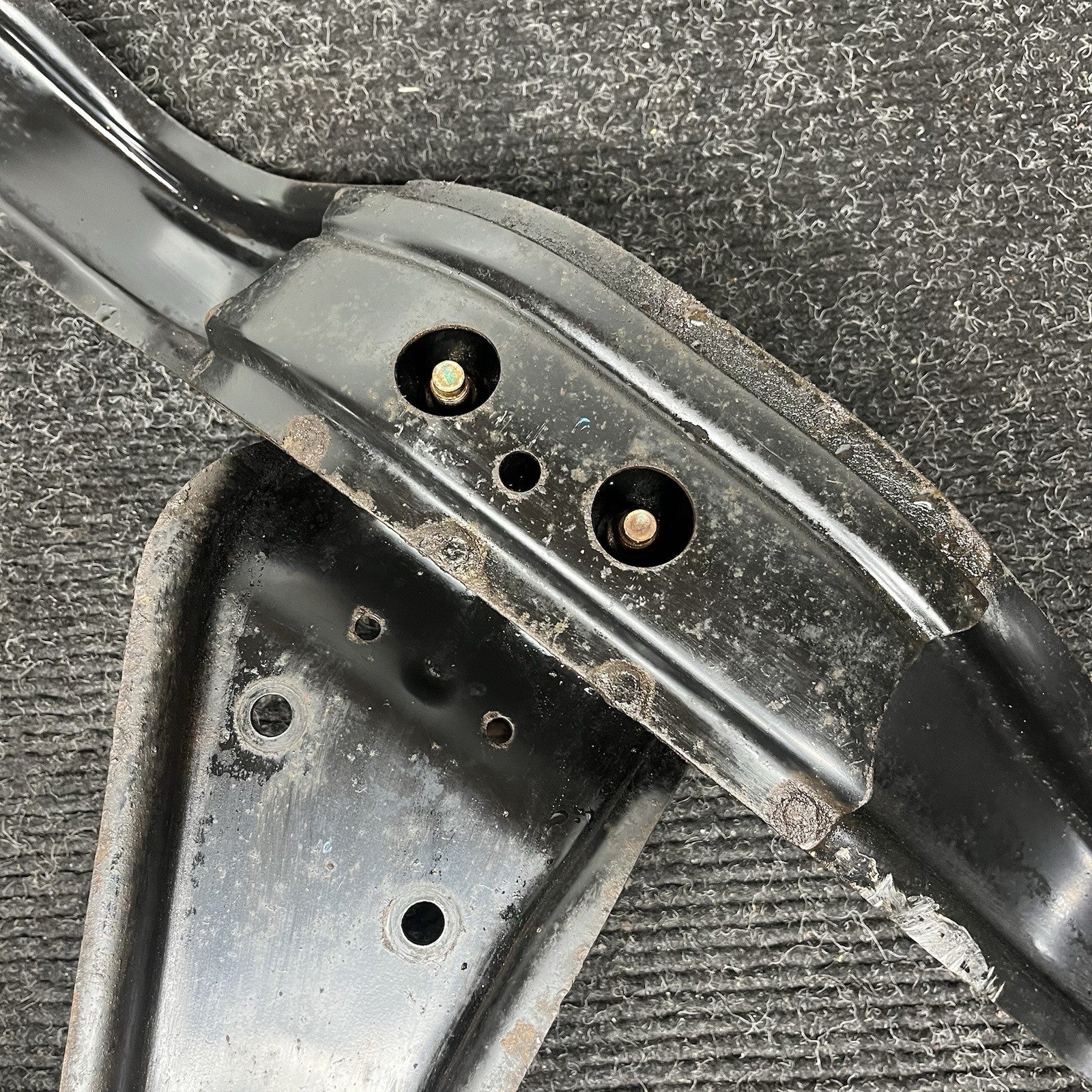 ☑️ 2008-2014 Subaru Impreza WRX Transmission Crossmember Brace Mount MT 08-14
