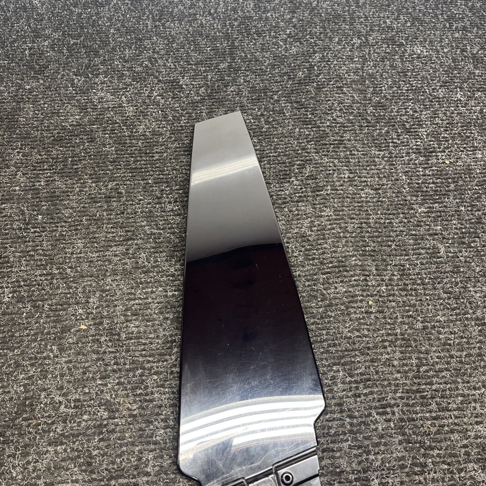 ☑️ 14-17 Maserati Ghibli Front Left Driver Side Door Pillar Trim Panel OEM