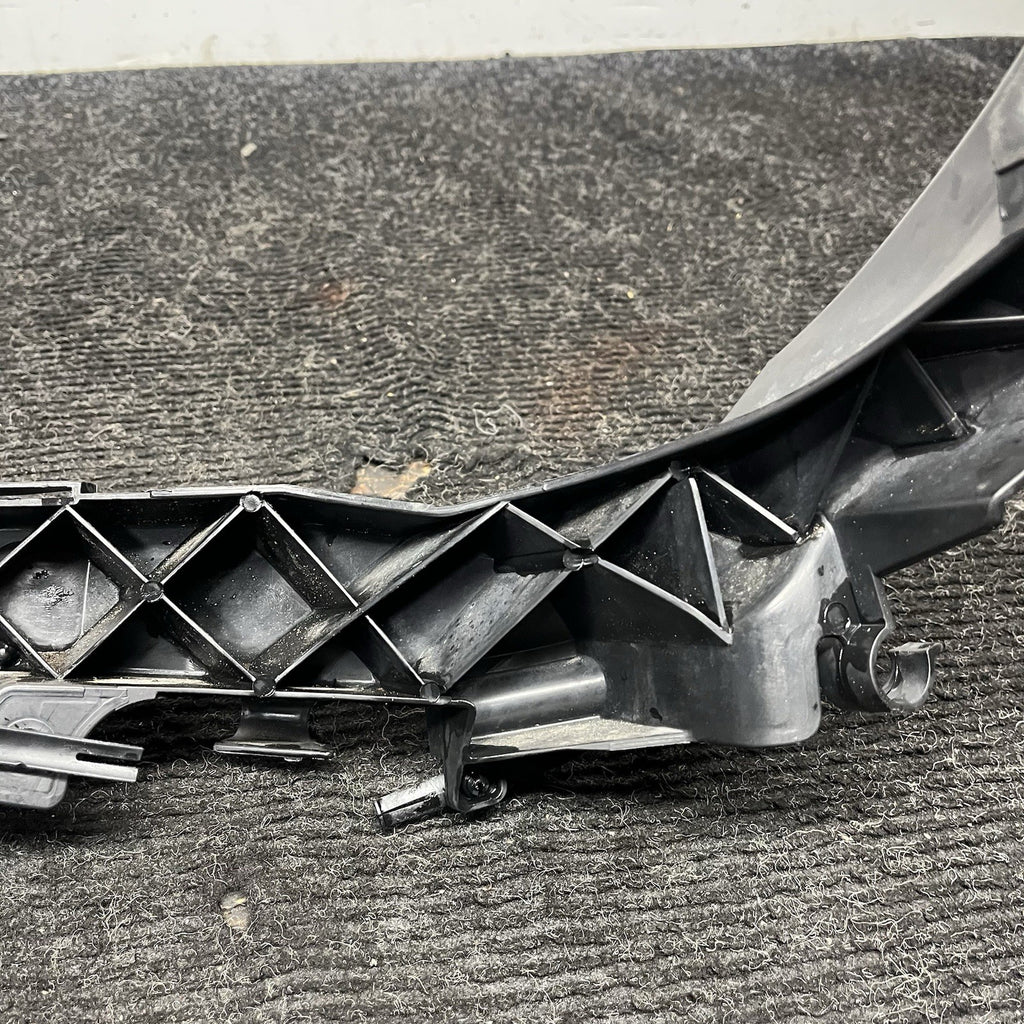☑️ 09-11 BMW E90 328i 335d Front Right Headlight Arm Bracket Mount 7138402 OEM