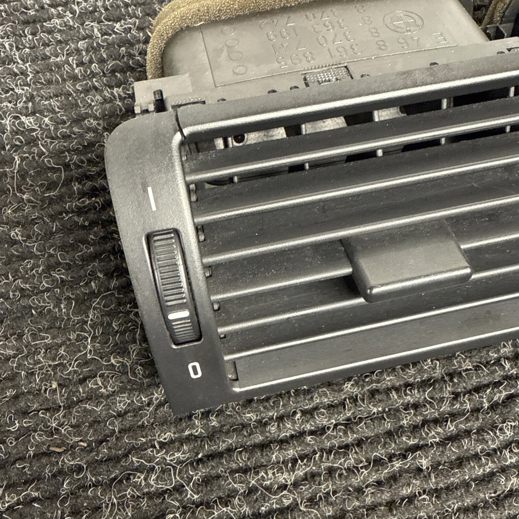☑️ 1999-2006 BMW E46 Center Dash Vent Assembly OEM 325 330i 325ci 330ci M3 OEM