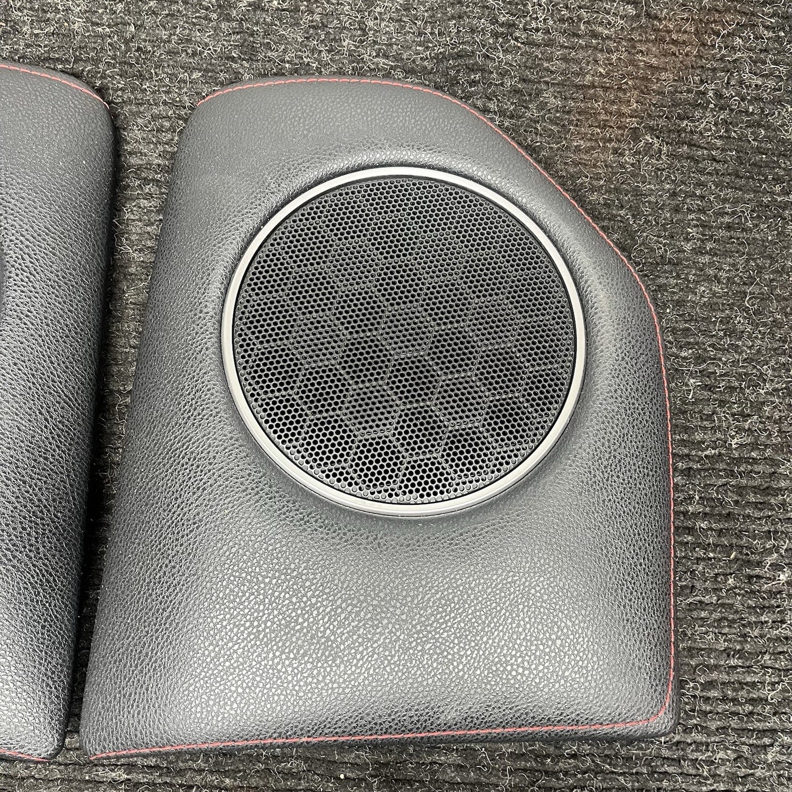 ☑️17-20 GT86 SUBARU BRZ FRONT INTERIOR DOOR PANEL LOWER LEATHER COVER PAIR