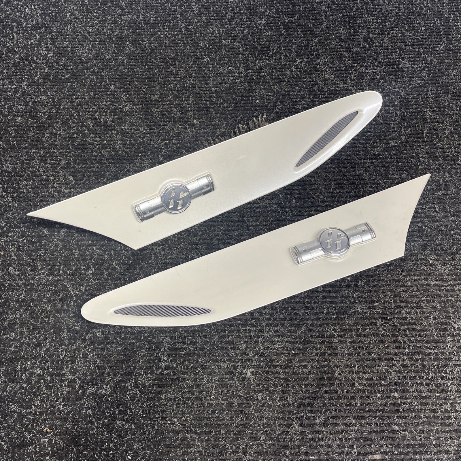 ☑️ 2013-2016 Scion FRS Subaru BRZ 86 OEM Fender Garnish Trim Set Gray Grey