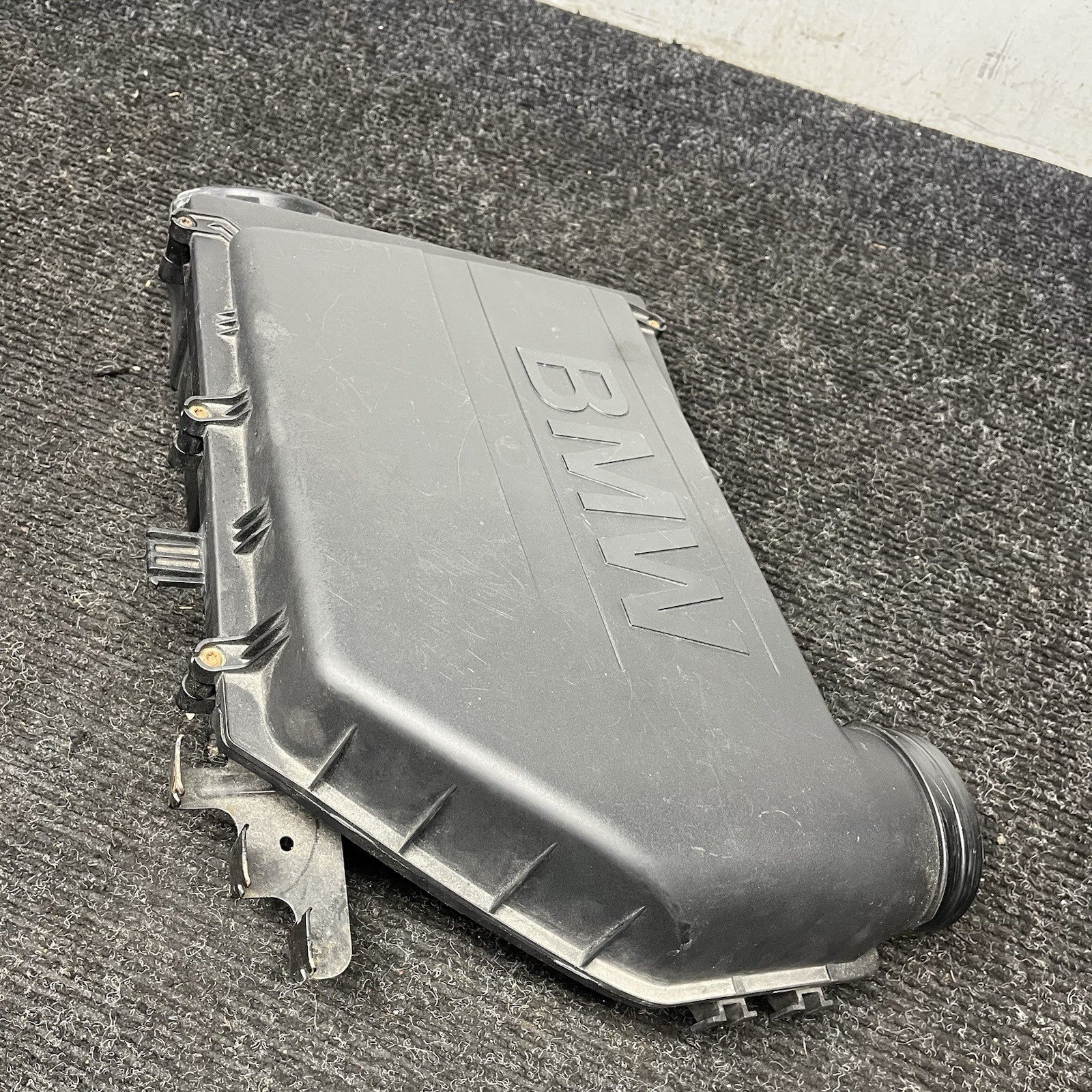 ☑️OEM BMW F10 F12 E70 E71 F15 F16 X5 X6 Engine N55 Intake Air Box Filter Housing