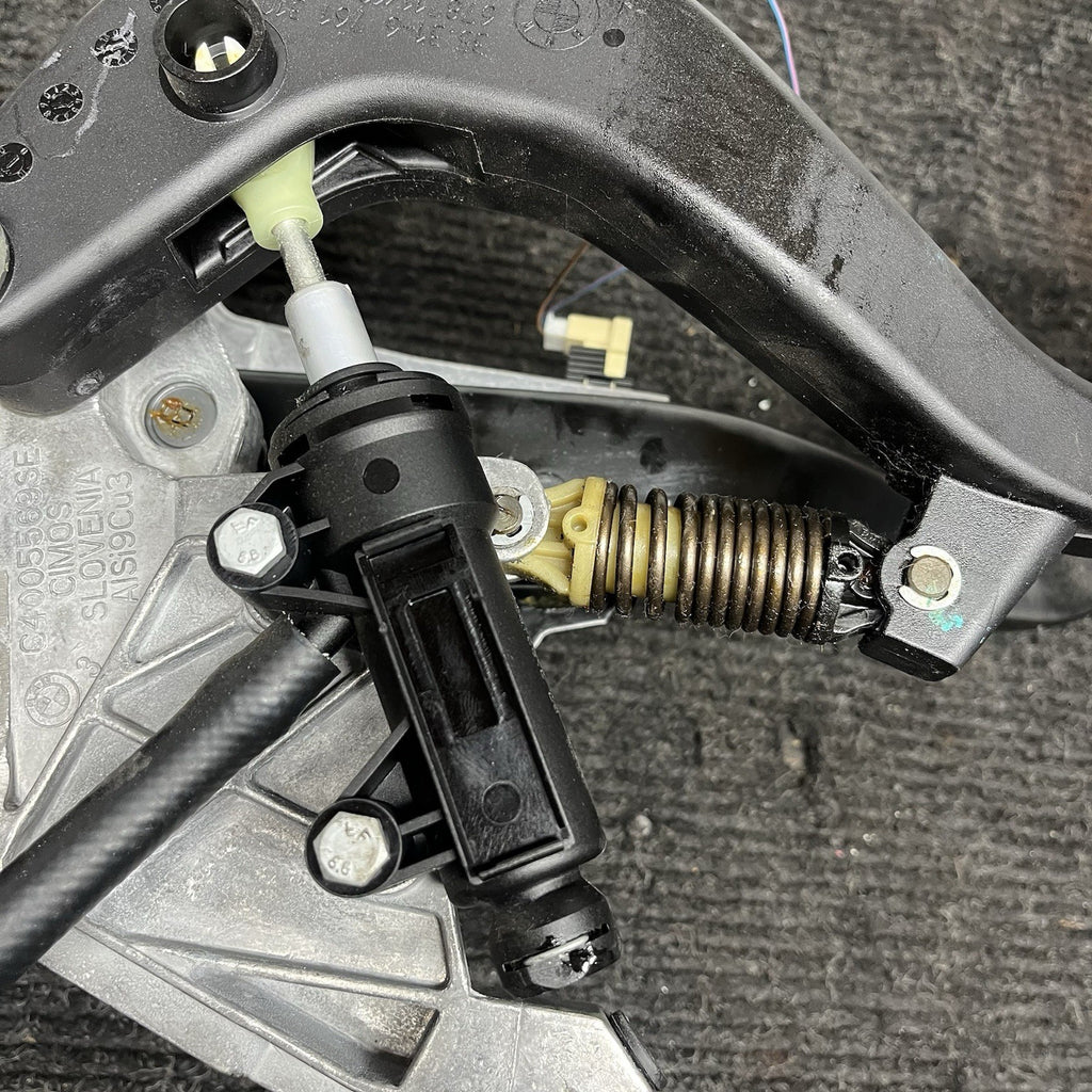 ☑️ BMW F30 F22 F32 F80 F82 MANUAL TRANSMISSION CLUTCH BRAKE PEDAL OEM W/ LINE