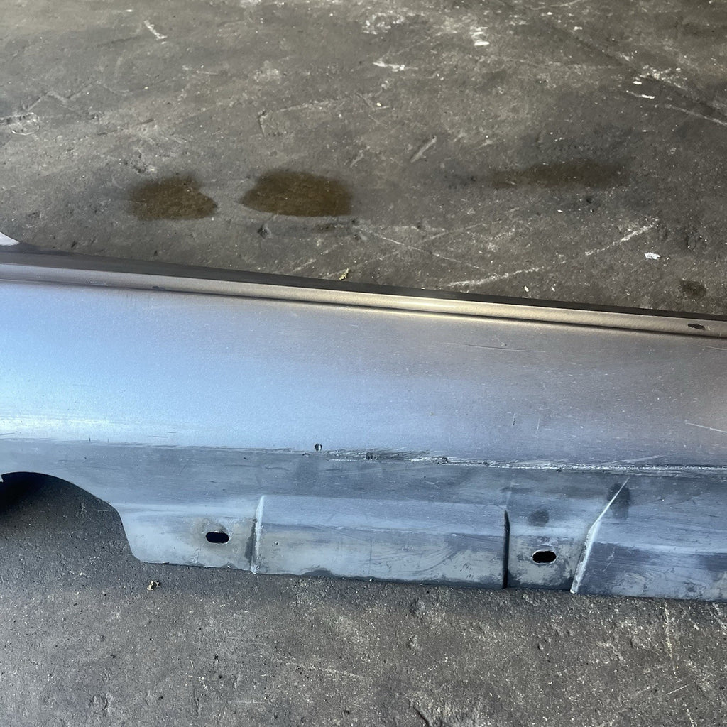 ☑️ 07-13 OEM BMW E92 E93 M3 Right Passenger Side Skirt Rocker Panel Space Gray