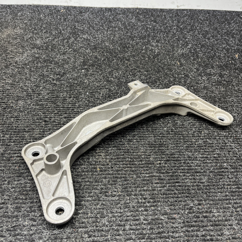 ☑️ BMW E90 E92 1/3 Series Auto Transmission Gearbox Support Mount Bracket OEM