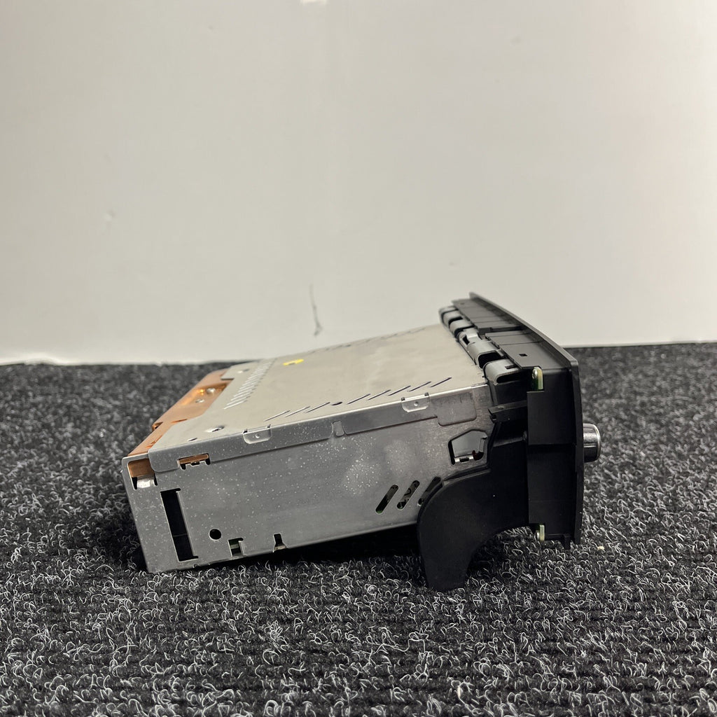 ☑️ BMW E88 E82 E90 E92 E93 E84 1/3 Series Professional Radio Stereo CD OEM