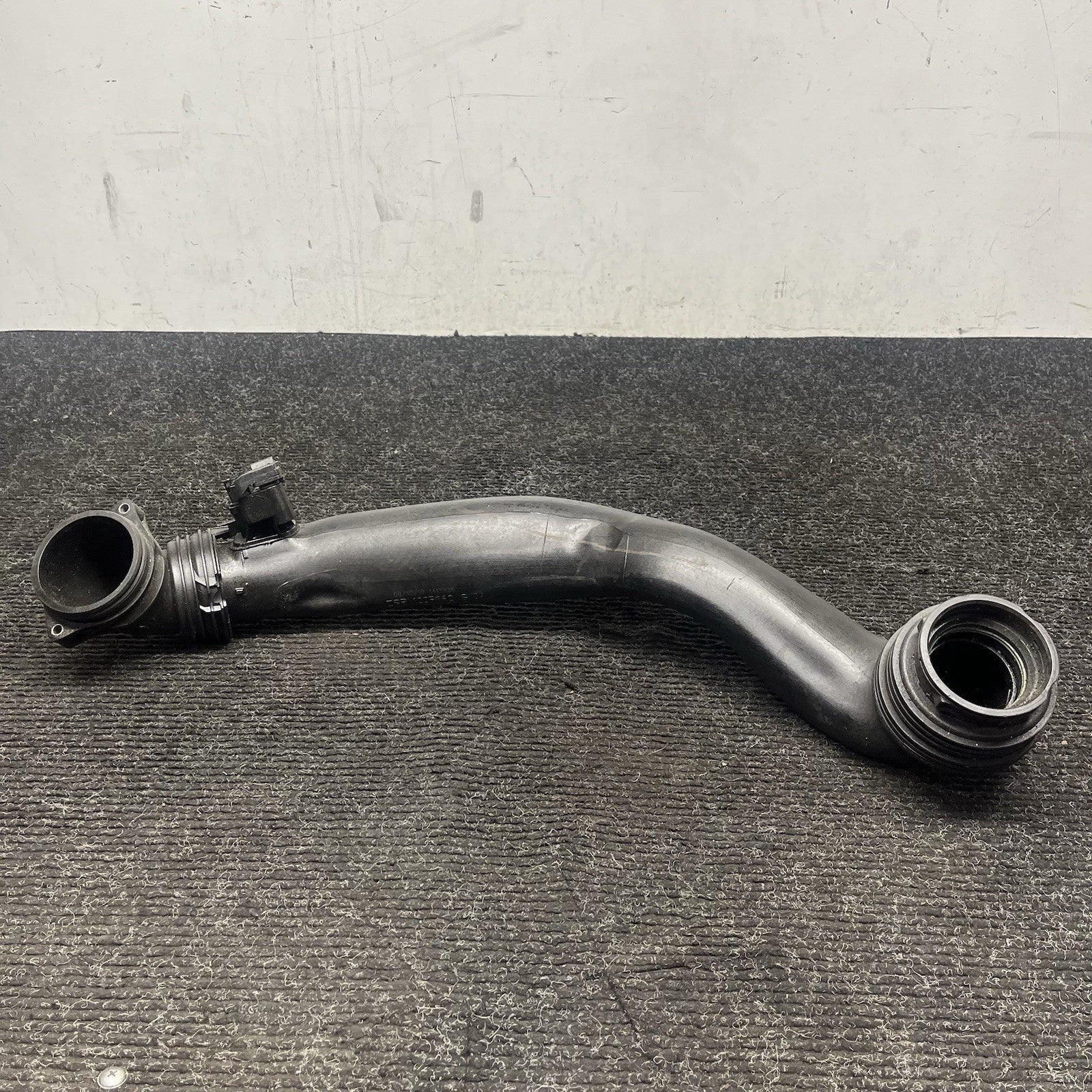 ☑️ 22-25 OEM BMW G42 G20 G22 M240 B58D 3.0L Engine Air Filter Intake Pipe