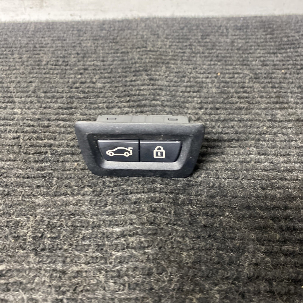 ☑️ OEM BMW G12 F36 F10 F16 F85 M5 M6 G01 F97 X3 Rear Trunk Lid Center Lock Swtch