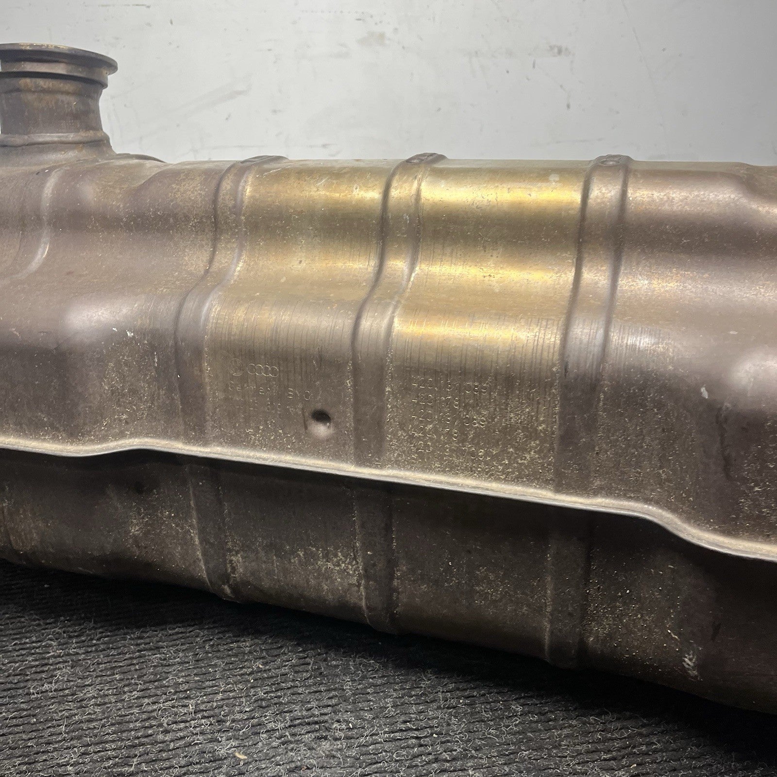 ☑️ 2011-2015 Audi R8 4.2L V8 Rear Exhaust Muffler System OEM