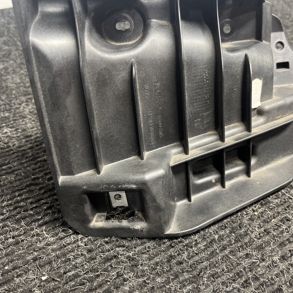 ☑️ 14-21 Maserati Ghibli Rear Left Bumper Mount Support Bracket OEM AK2404120