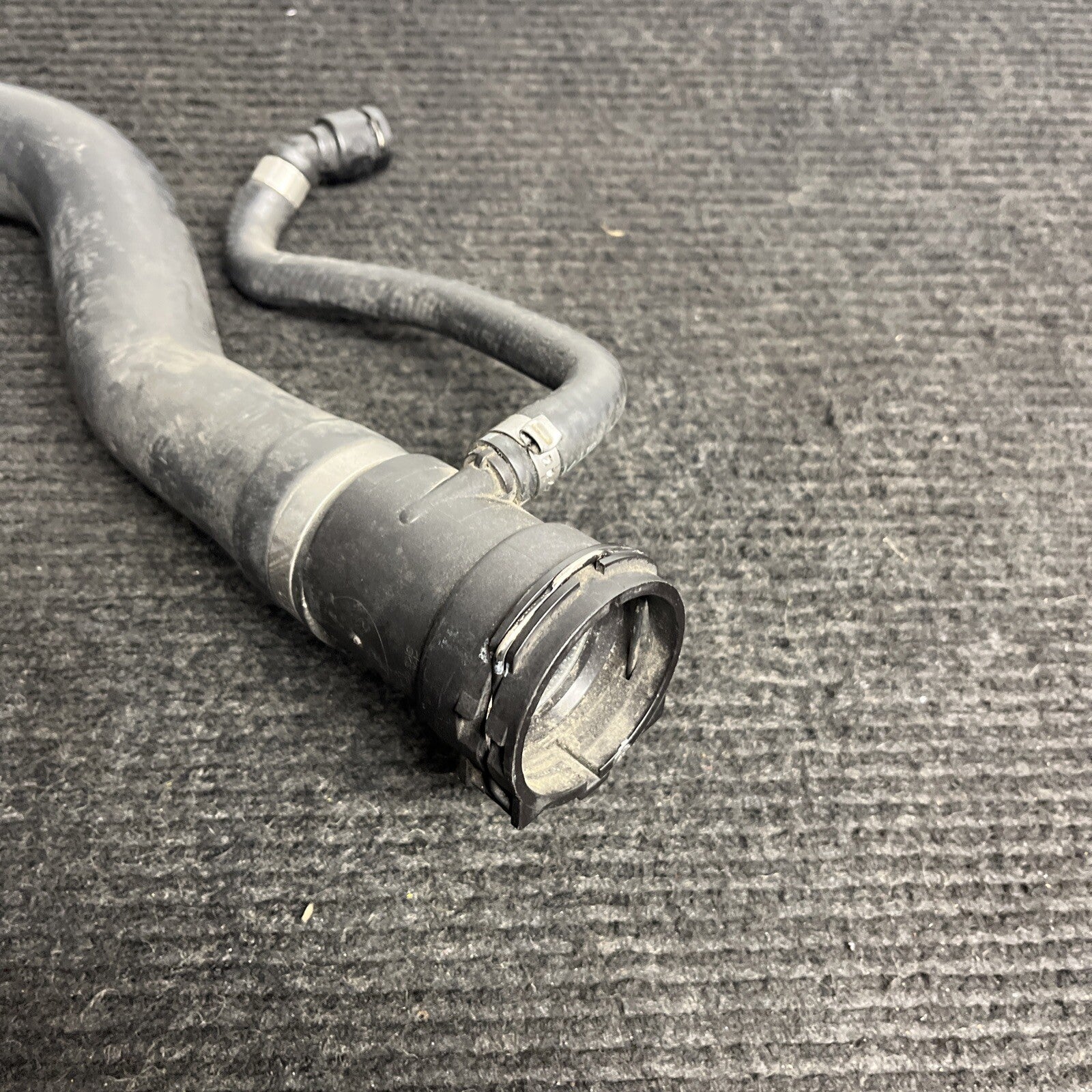 ☑️ 2012-2018 BMW 3 328I F30 F31 F35 F20 F21 F32 F22 Hose Coolant Hose 7596837