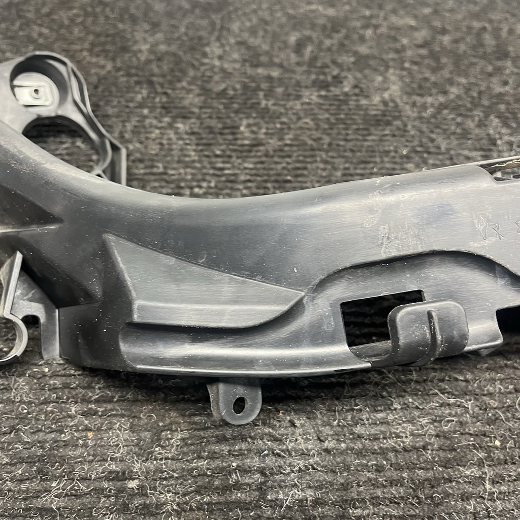 ☑️ 07-10 OEM BMW E92 E93 328 335 Right Passenger Headlight Bracket Carrier Mount