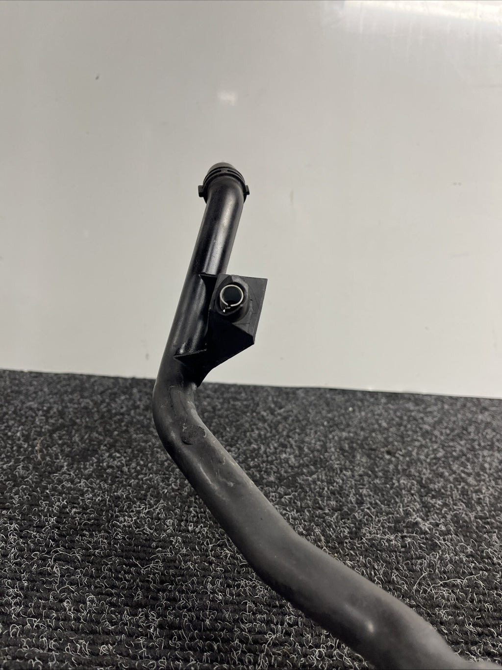 ☑️ OEM BMW E90 E92 E93 N54 RWD AT Thermostat Hose  Coolant Return Pipe Line