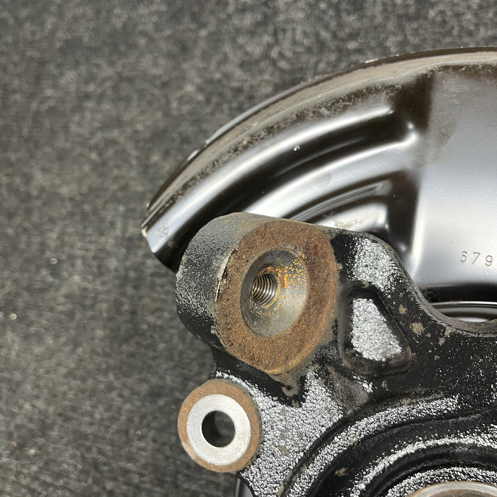 ☑️ 14-21 BMW 228i 230i M235i M240i F22 REAR RIGHT PASSENGER SPINDLE KNUCKLE HUB