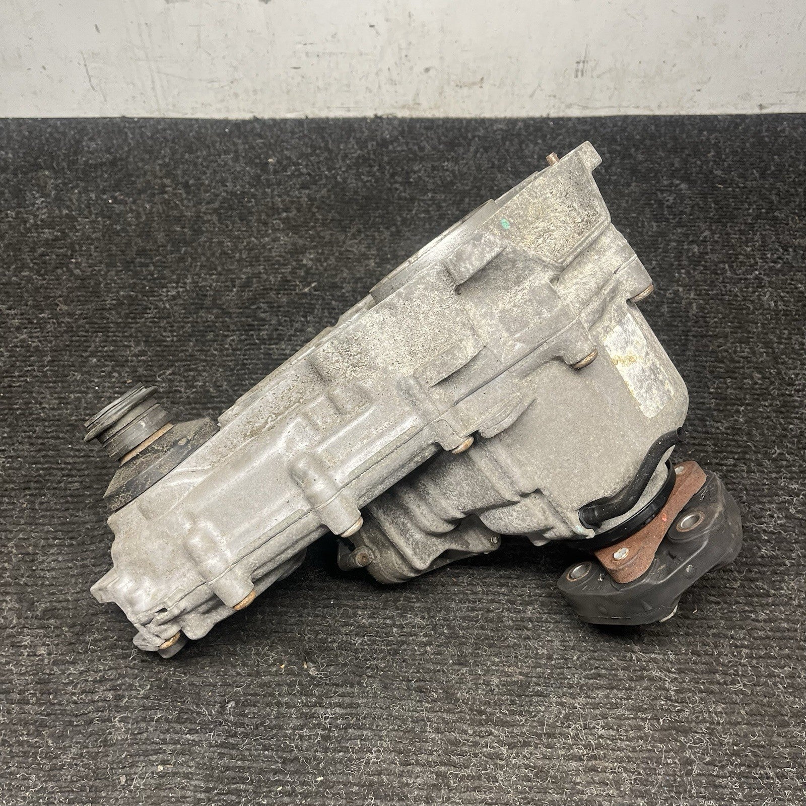 ☑️ 2011-2012 BMW X5 X6 3.0 N55 Transfer Case 27107635753 OEM Used