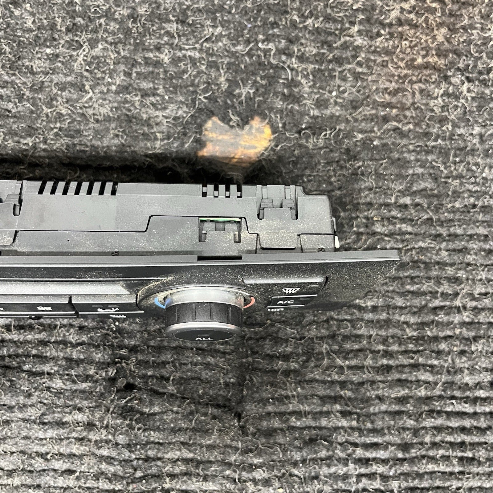 ☑️ BMW E88 E82 E90 E92 135i 335d Air Conditioning AC Climate Control Switch OEM