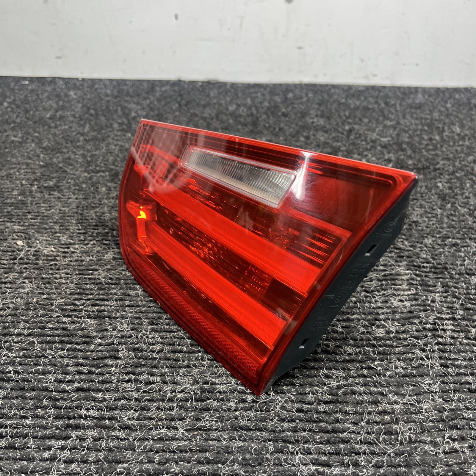 ☑️ 12-15 OEM BMW F30 F80 M3 Sedan Rear Passenger Side Inner Trunk Tail Light