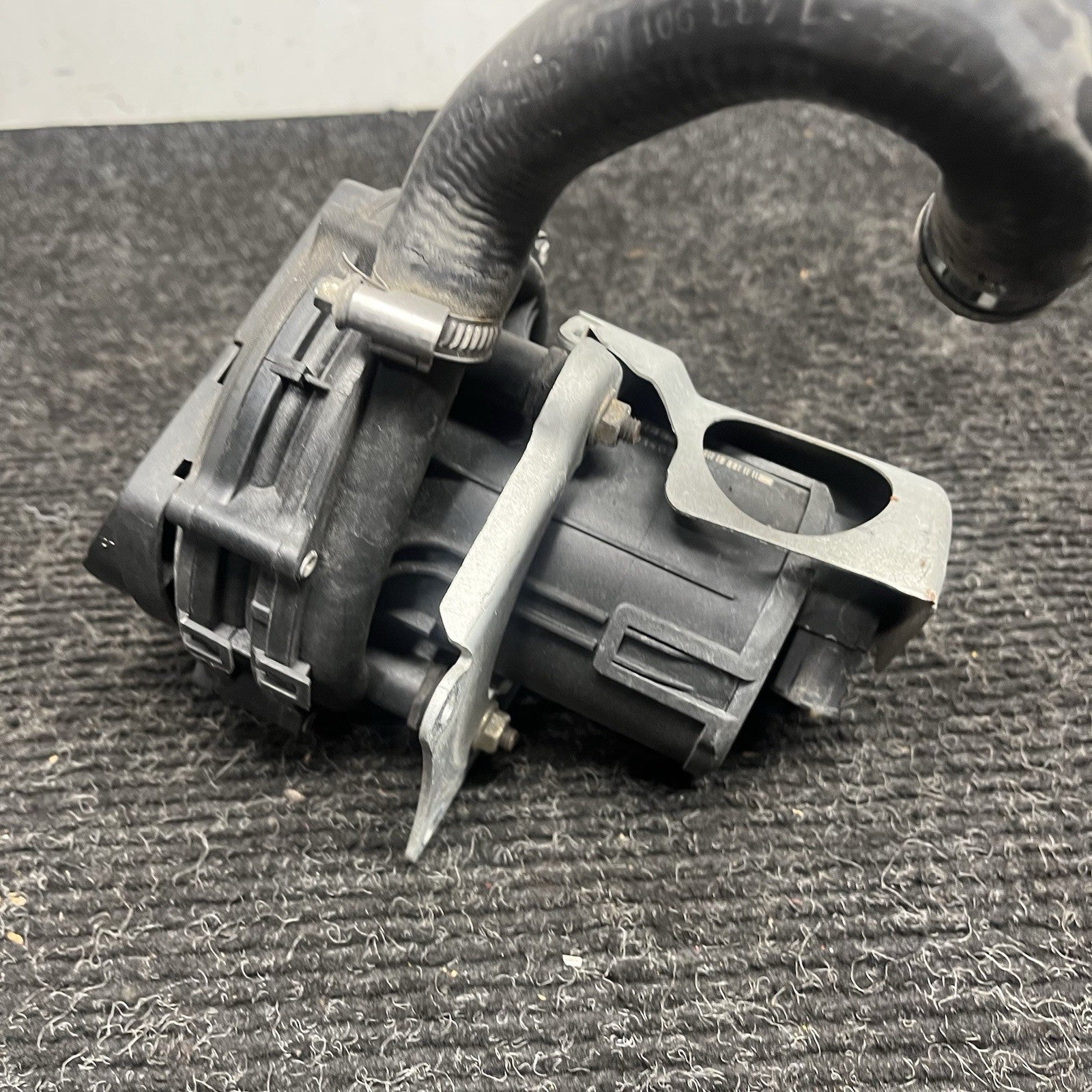 ☑️ 03-06 BMW E46 SECONDARY AIR INJECTION SMOG PUMP W SENSOR & FILTER OEM
