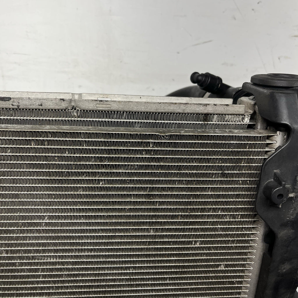☑️ 11-18 BMW X3 X4 F25 3.0L N55 Radiator Condenser Cooling Assembly