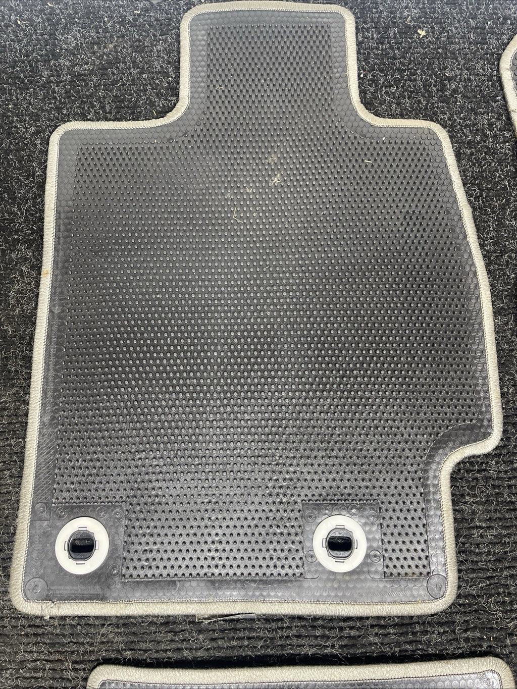 ☑️ Subaru BRZ Front And Rear Complete Floor Mat Set OEM