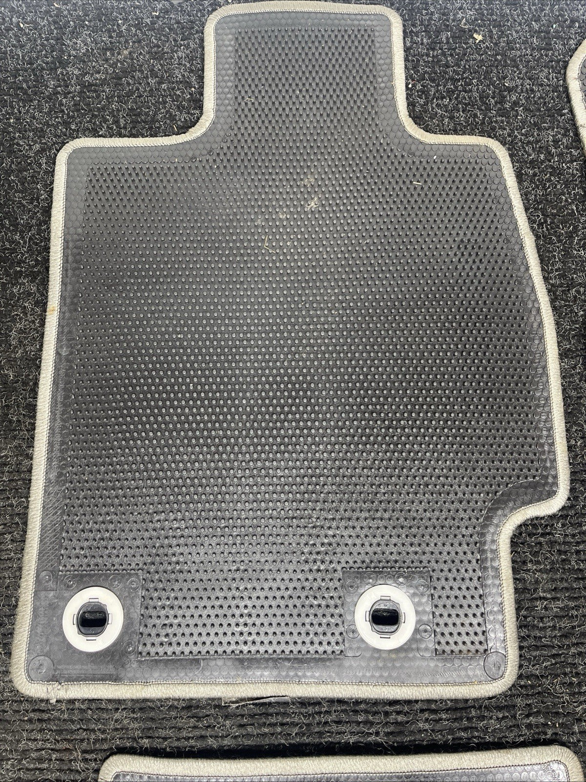 ☑️ Subaru BRZ Front And Rear Complete Floor Mat Set OEM