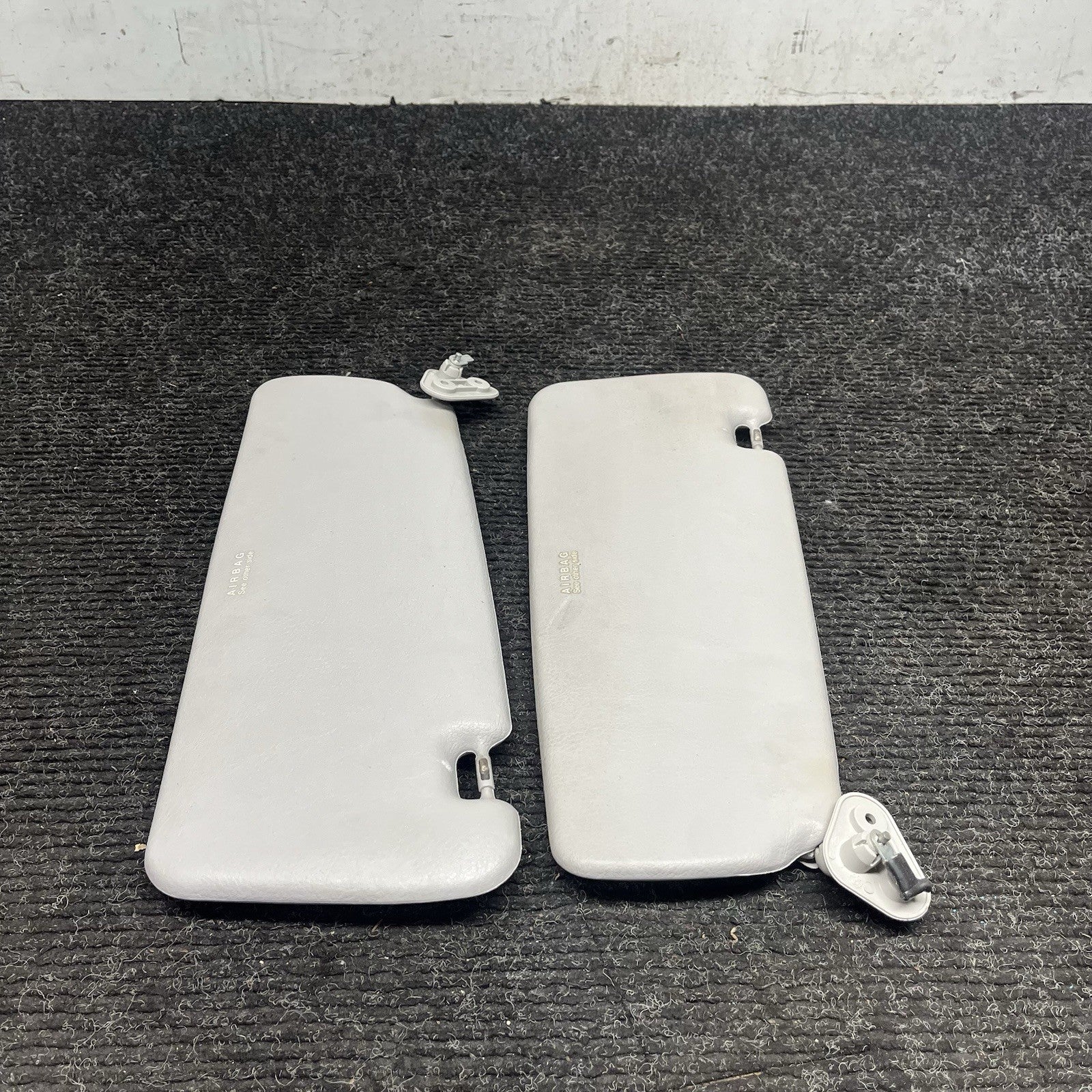 ☑️ 1995-1999 BMW E36 Coupe Sedan Sun Visor Pair Grey Vinyl Left Right OEM