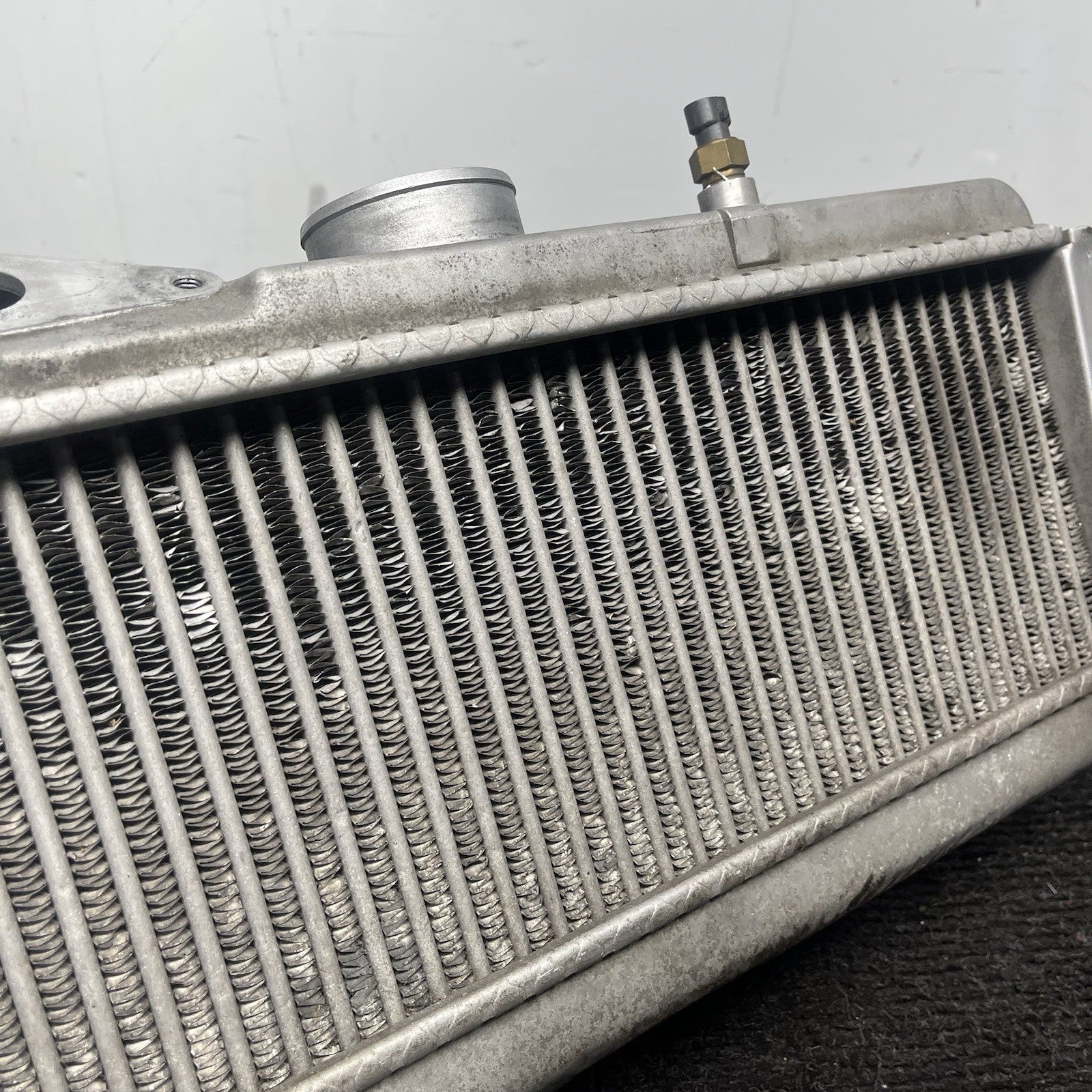 ☑️ 2008-2014 Subaru WRX STI Top Mount Intercooler TMIC OEM 08-14 NOTE