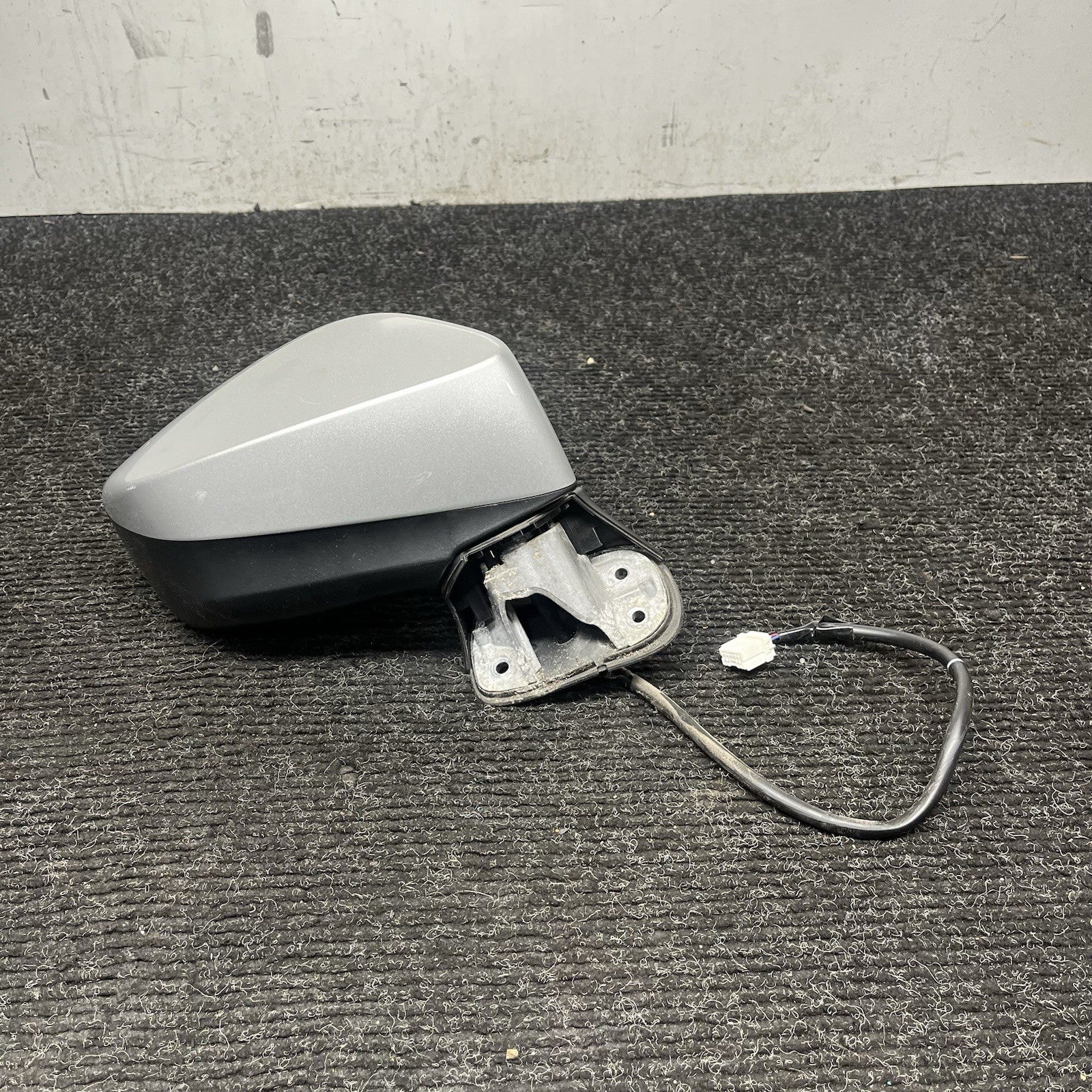 ☑️ 2013-2017 SUBARU BRZ SCION FRS RIGHT SIDE PASSENGER SILVER DOOR MIRROR OEM