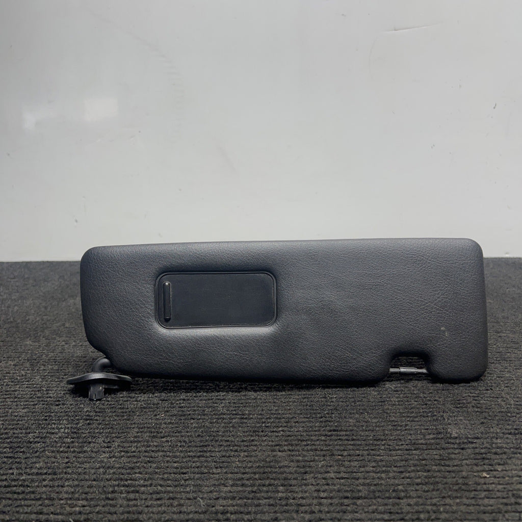 ☑️ 2001-2006 BMW 3 Series E46 Convertible Sun Visor  101-0232400 Passenger