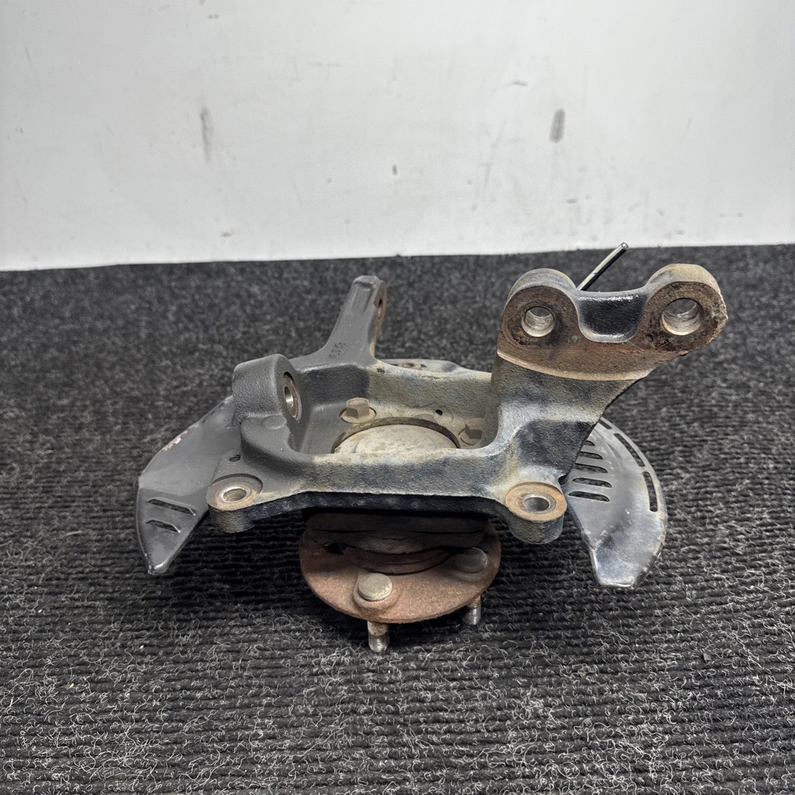 ☑️ 2013-2020 Scion FRS Subaru BRZ 86 Front LH Left Driver Side Knuckle Hub OEM