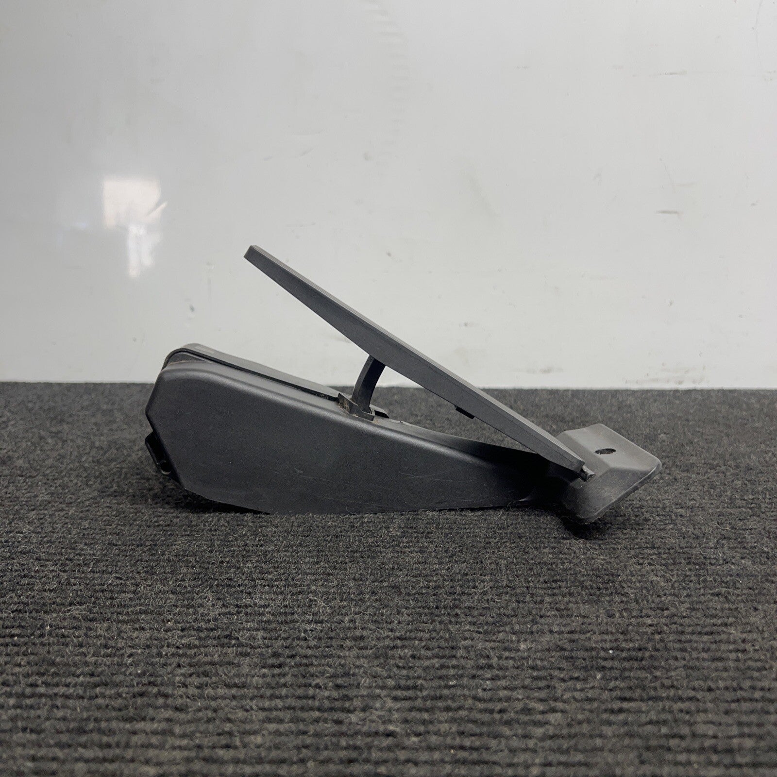 ☑️ Bmw E82 F88 128i 135i Gas Throttle Floor Pedal Lever Module Oem