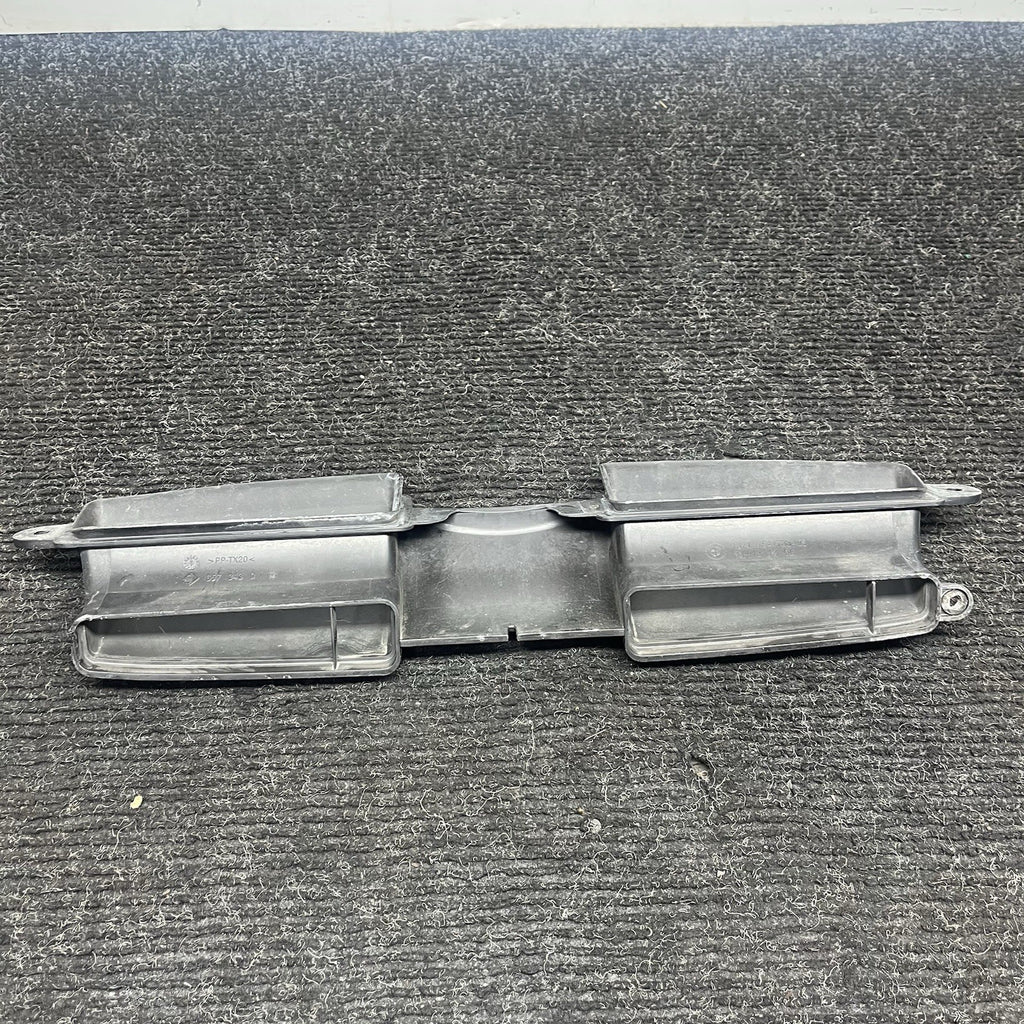 ☑️ 07-13 BMW 335i E90 E91 E92 E93 Front Hood Air Intake Inlet Duct 7541738 OEM