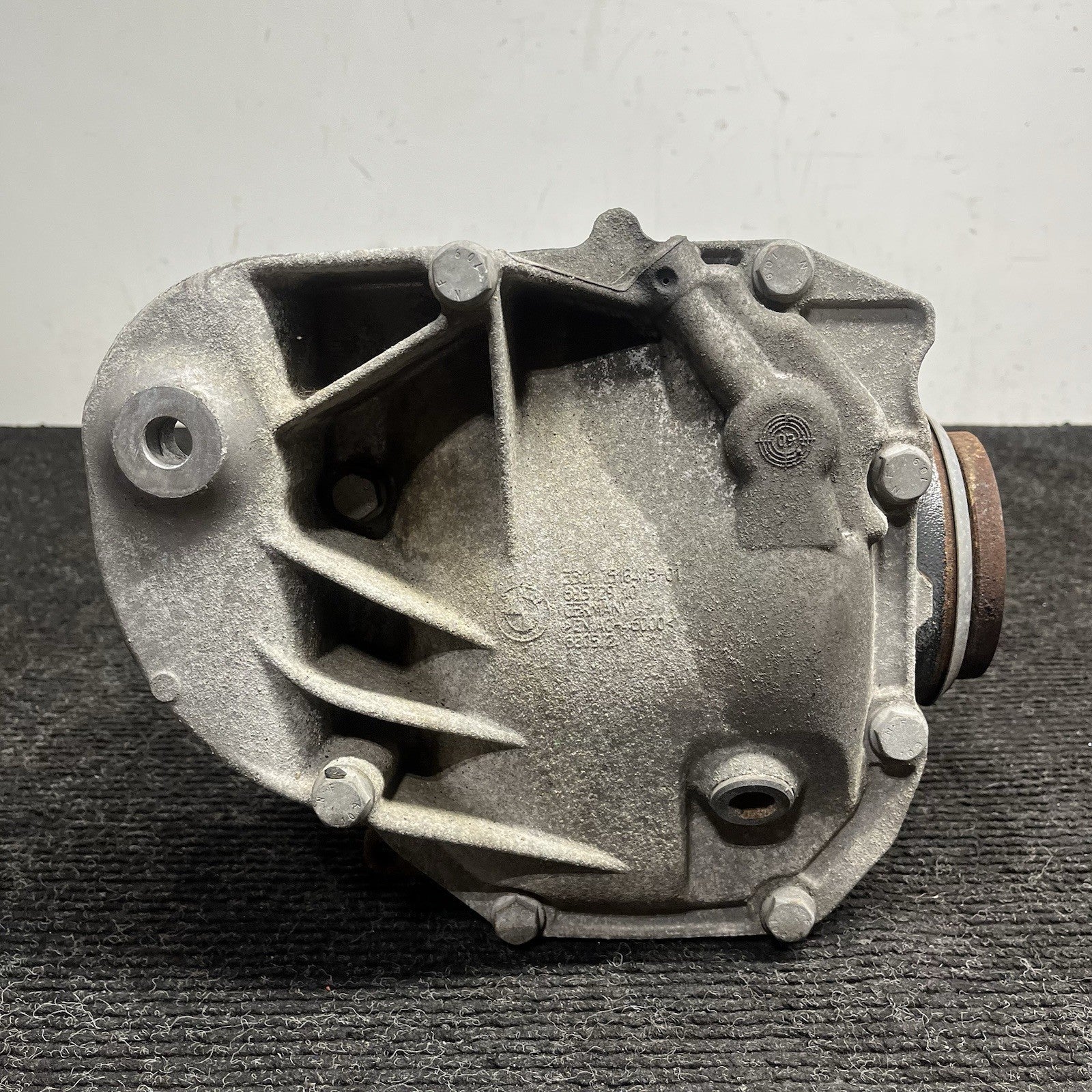 ☑️07-13 BMW E82 E88 E90 E92 135 335 Rear Axle Manual Differential 3.08 Ratio OEM