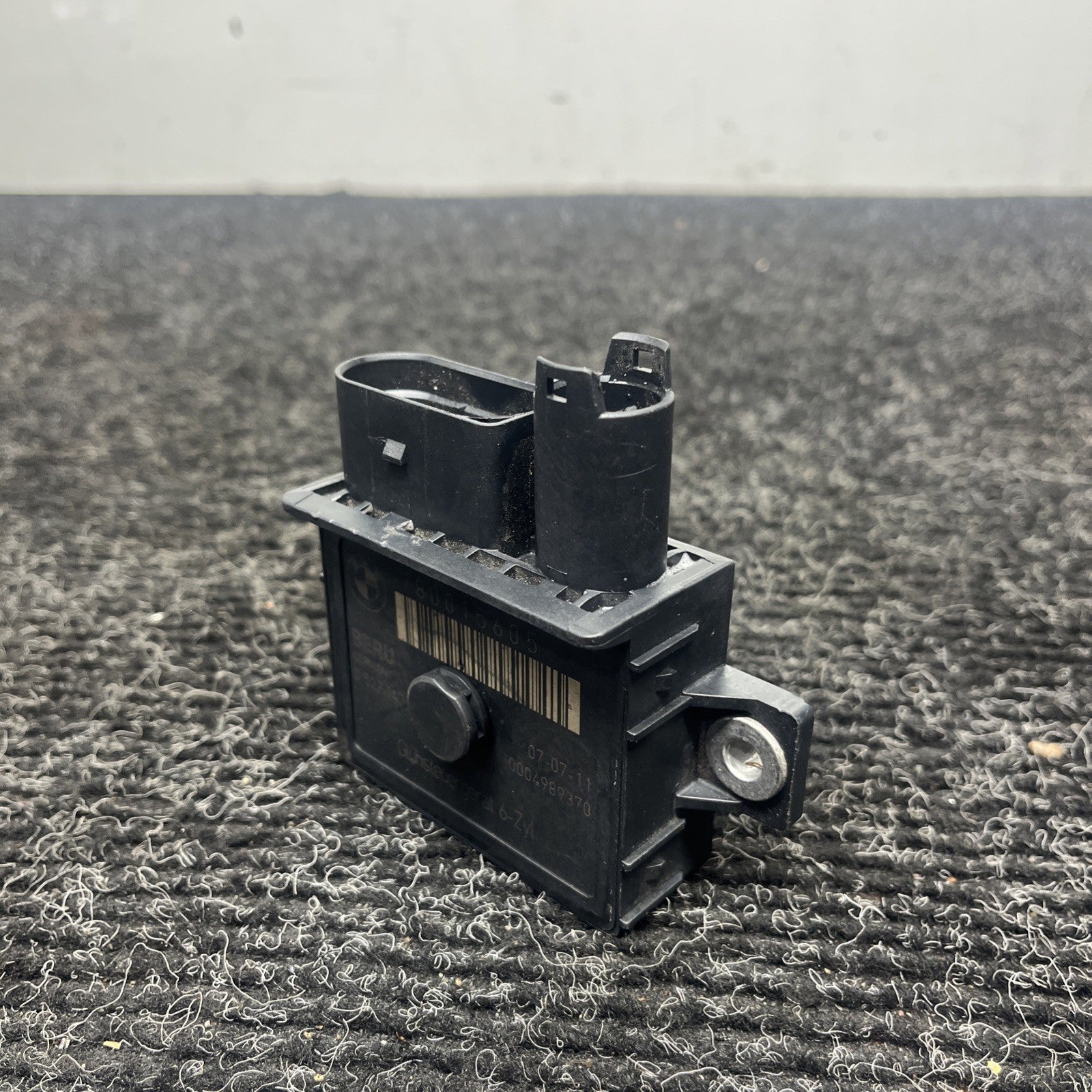 ☑️ OE BMW  Glow Plug System Relay For BMW X5 X6 E70 E71 E72 E90 E91 E92 8591724