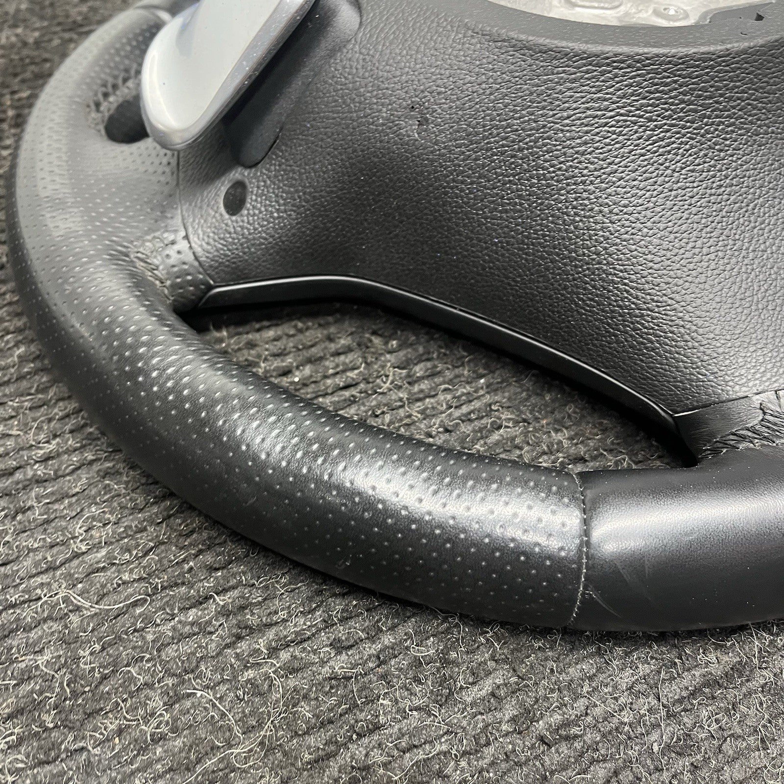 ☑️OEM BMW E82 E88 E90 Steering Wheel M SPORT PERFORATED Black Leather w/Shifters