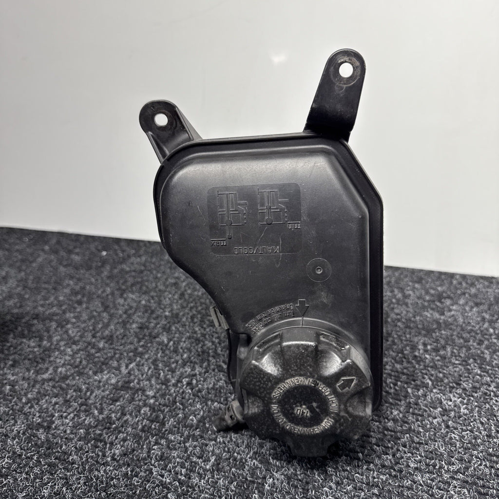 ☑️ 06-13 BMW E82 E88 E90 E92 E93 Radiator Expansion Tank Coolant Reservoir OEM