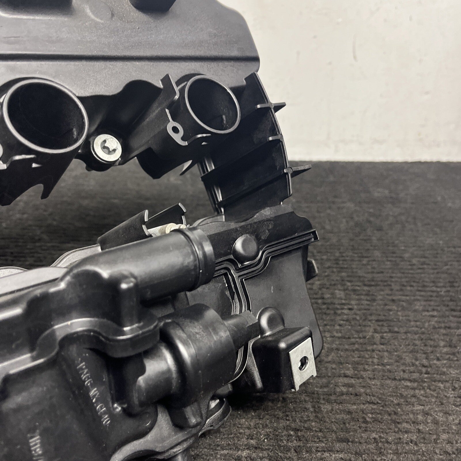 ☑️ BMW N54 3.0L Engine Only Valve Cover OEM Replacement E92 E93 X6 740 535 135