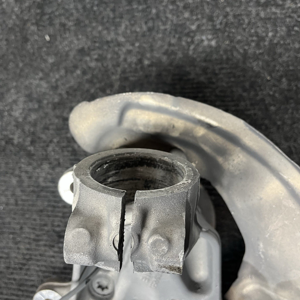 ☑️ 2012-2016 BMW 328I F30 RWD FRONT DRIVER SIDE WHEEL HUB SPINDLE KNUCKLE OEM