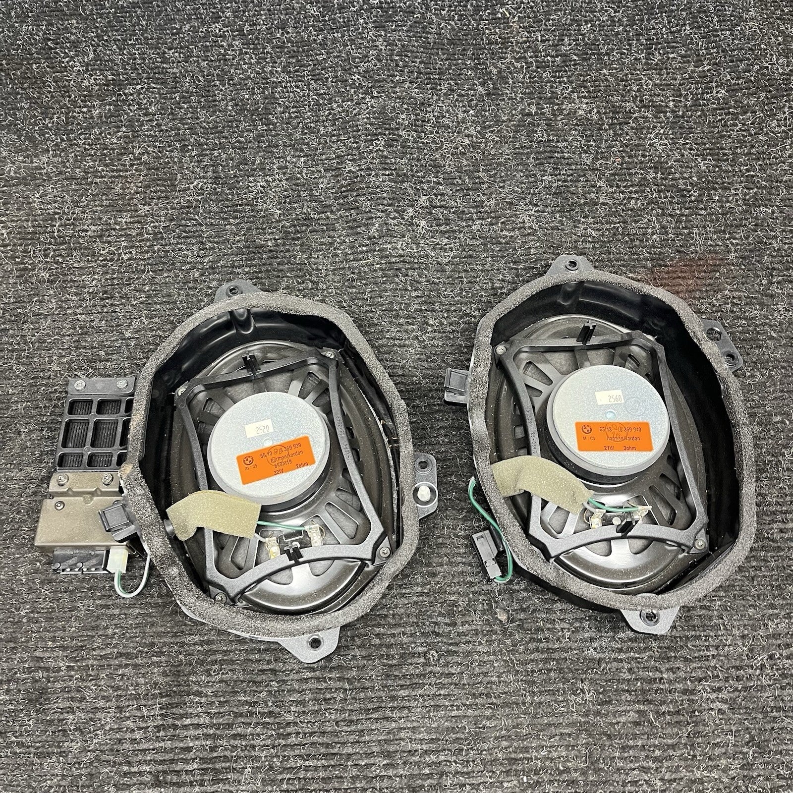 ☑️ 01-06 OEM BMW E46 330 M3 Left Right Deck Subwoofer Speaker Harman Kardon SET