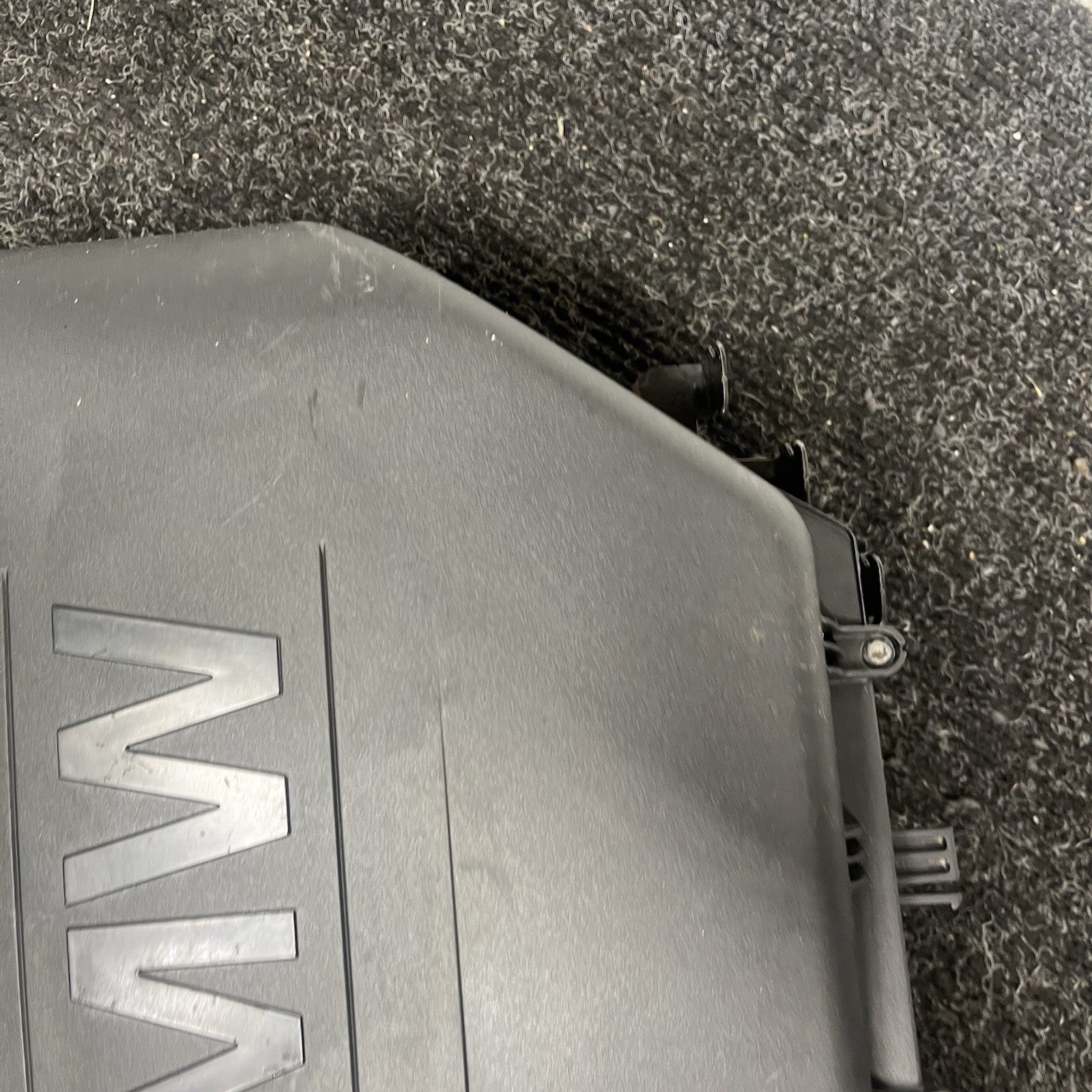 ☑️ 11-17 BMW X3 F25 F10 3.0L Engine Air Intake Filter Housing Box OEM 7583725
