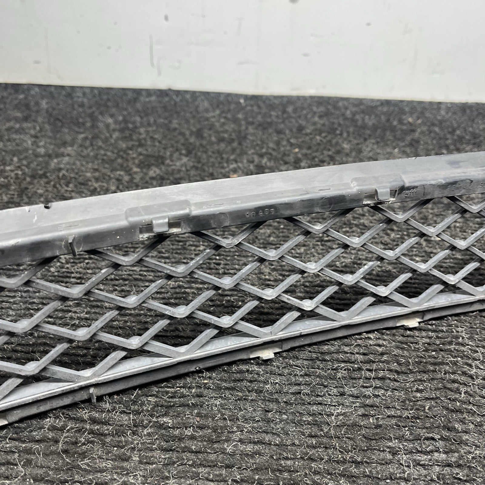 ☑️ 2011-2014 BMW F25 X3 xDrive35i Front Center Lower Bumper Grille OEM