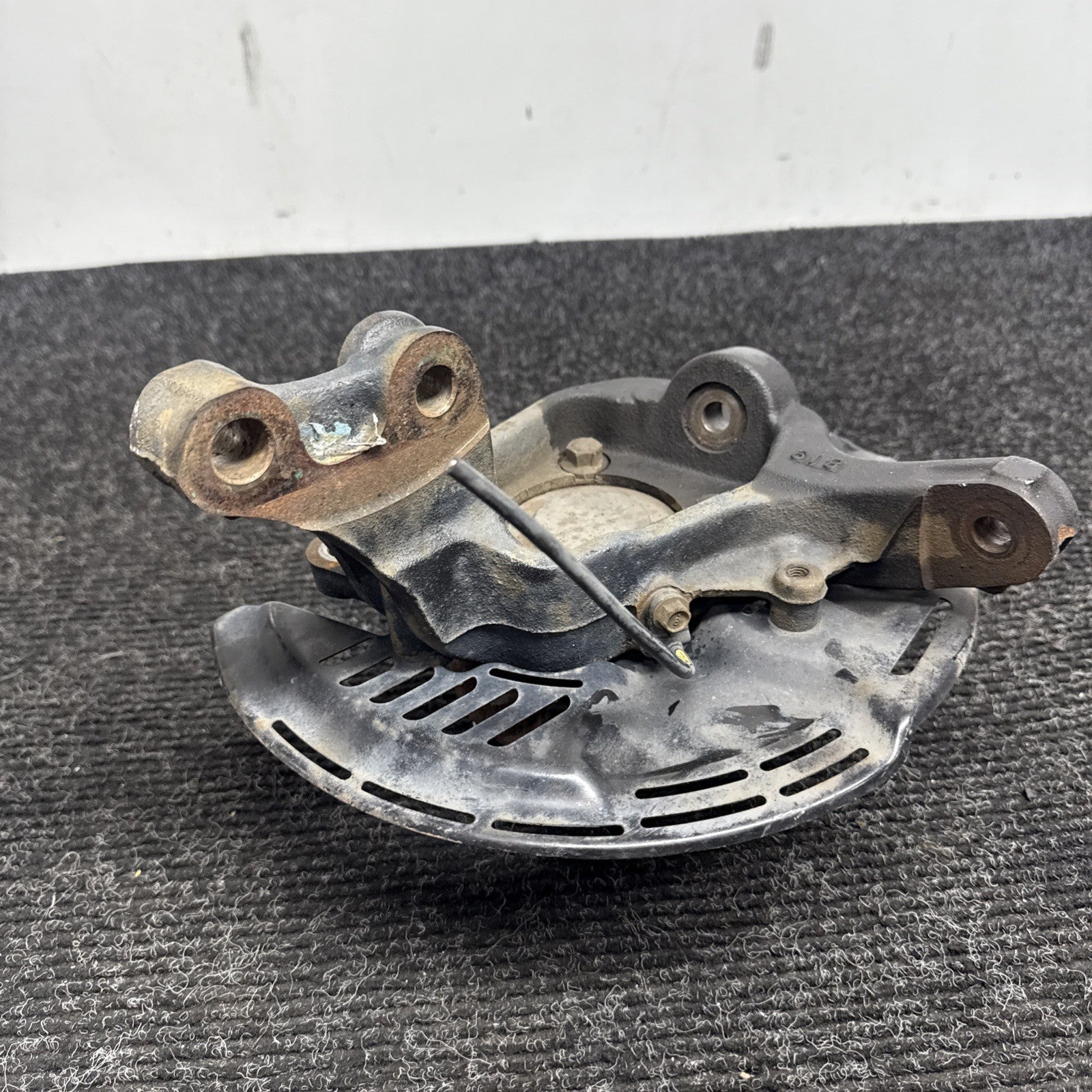 ☑️ 2013-2020 Scion FRS Subaru BRZ 86 Front LH Left Driver Side Knuckle Hub OEM
