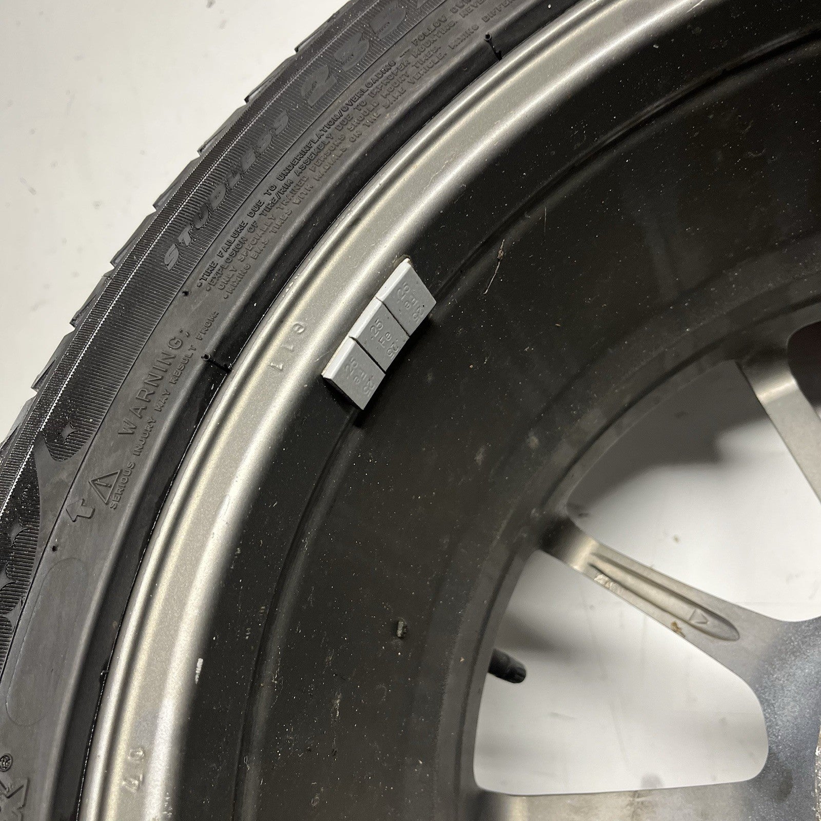 ☑️ Sparco OZ Racing Assetto Gara Wheel 17x7.5  ET45 5x100 Alloy Rim Gray