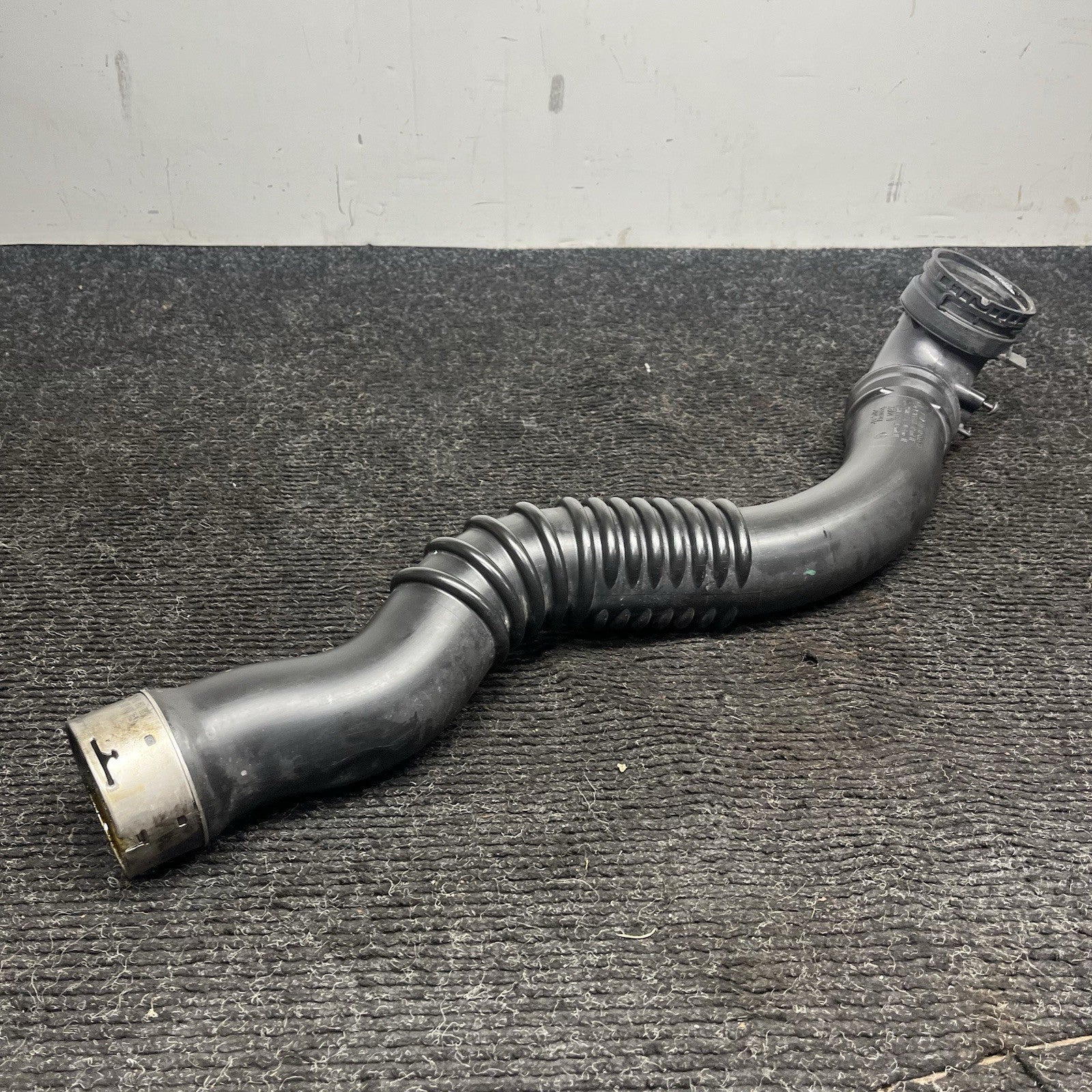 ☑️ 12-18 BMW F25 F30 F32 F33 F36 N20 TURBOCHARGER AIR PRESSURE PIPE OEM 7597592