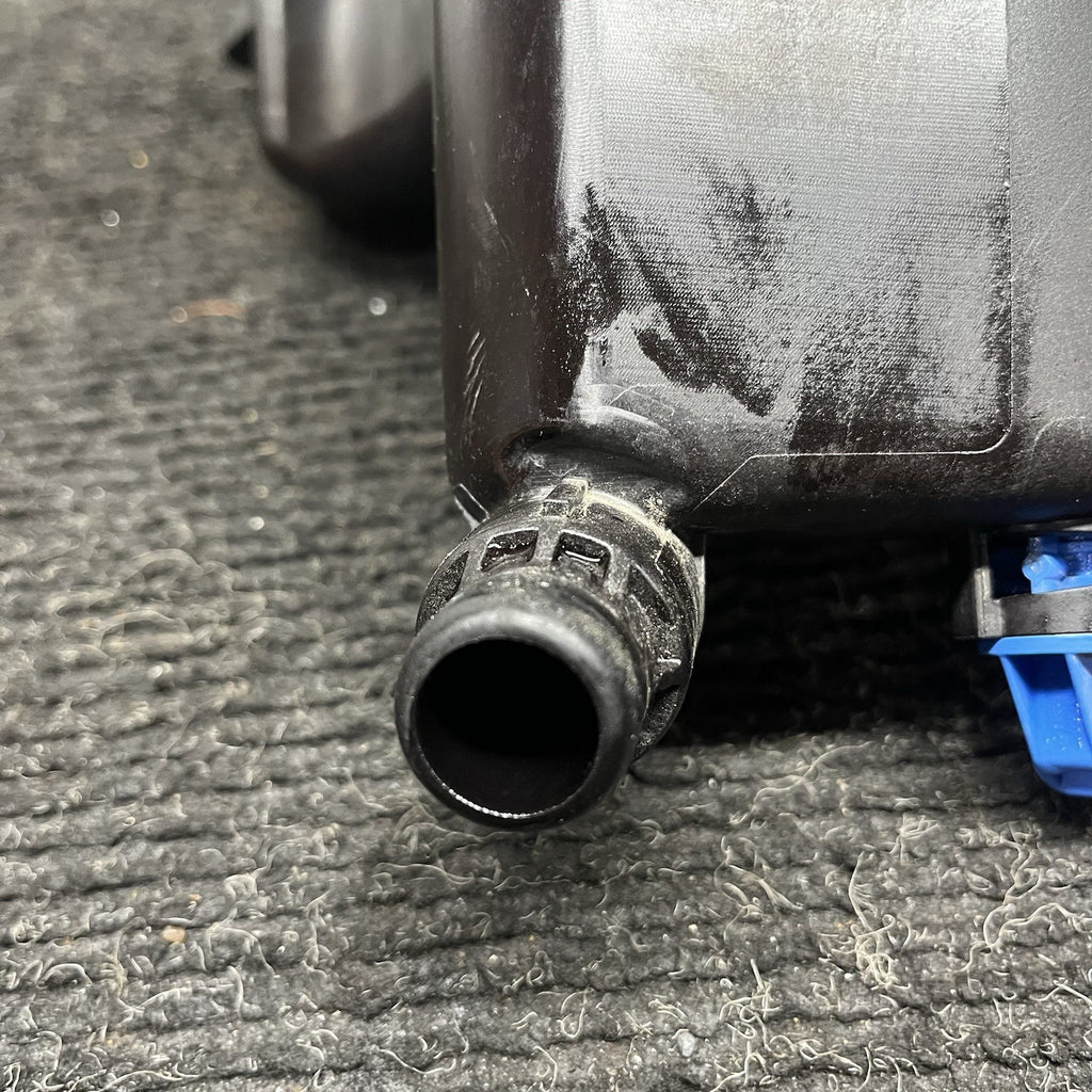 ☑️ 06-13 BMW E82 E88 E90 E92 E93 Radiator Expansion Tank Coolant Reservoir OEM