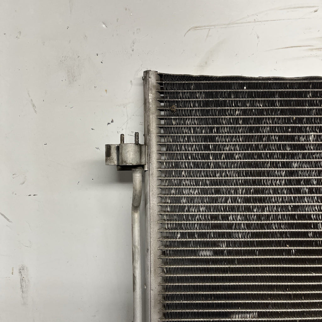 ☑️ 10-13 BMW X5 E70 AC Condenser Radiator OEM