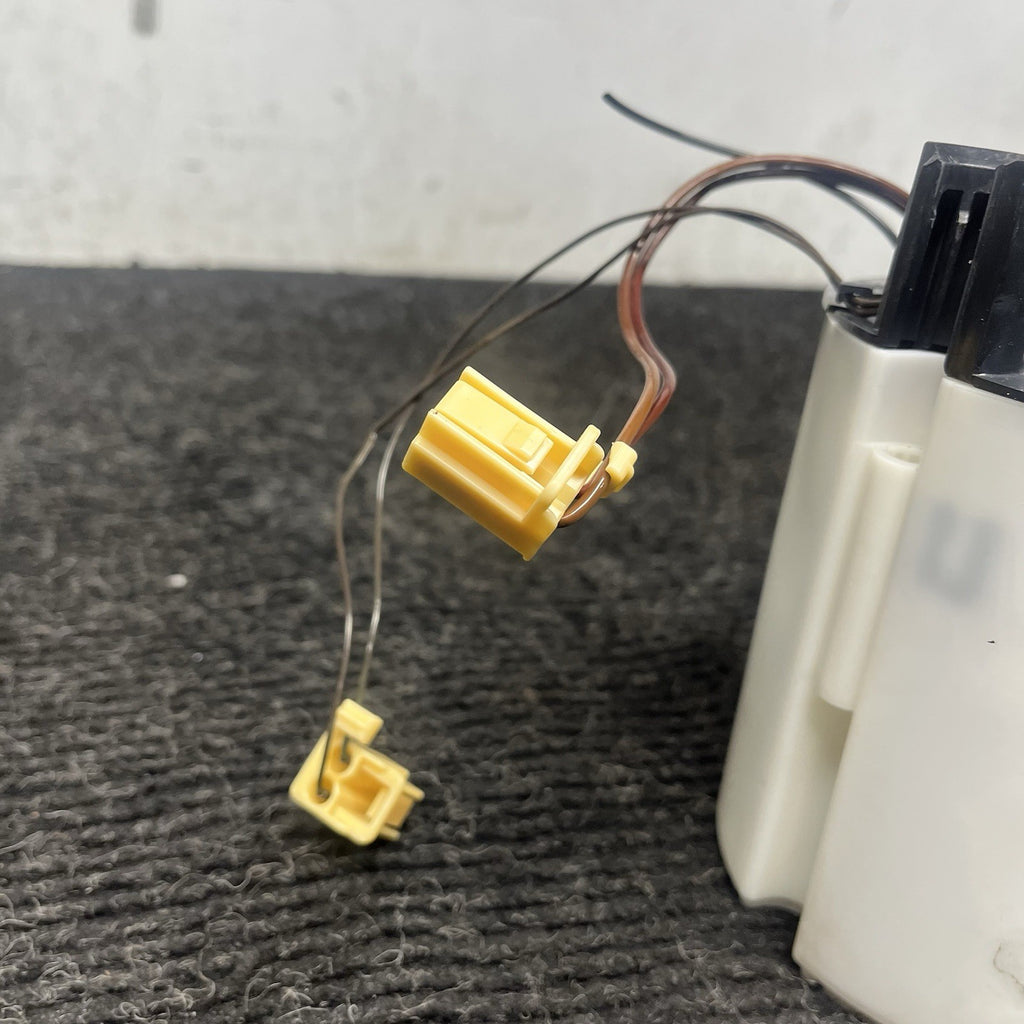 ☑️ 06-13 BMW E82 E88 E90 E91 E92 E93 128I 135I 328I 335I Fuel Pump Sending OEM